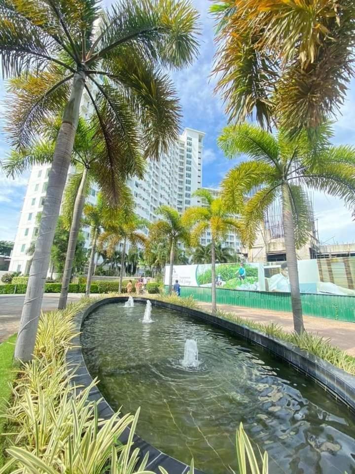 Spacious Room In Alabang Manila Exterior foto